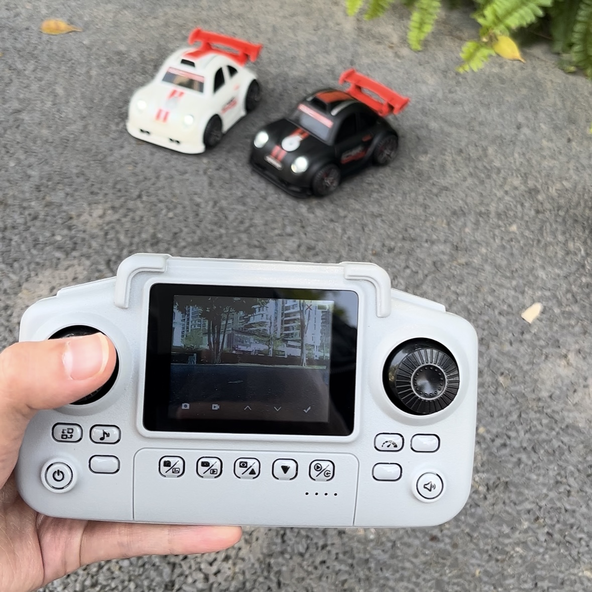 Nieuwe RC C6 Drift Auto met Du - Toolkitrc M6Dac Smart Charger recensie en prijs